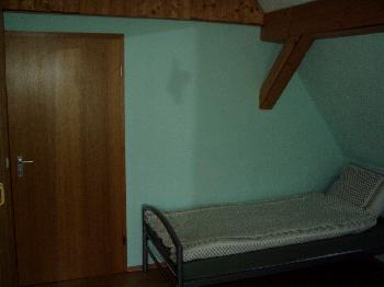 Schlafzimmer Zustellbett