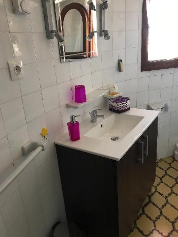Wach-Duschraum mit WC